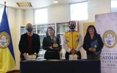 El Departamento de Cultura y Arte de la UCB recibe un «Reconocimiento en mérito a sus 50 años de existencia»