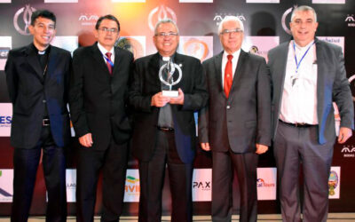 Mejor Universidad de Bolivia, el reconocimiento MAYA 2021 a la U.C.B.