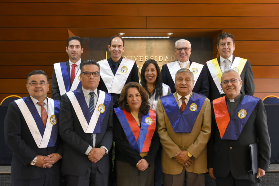 UCB Sede La Paz realiza el acto de posesión del nuevo Director Administrativo Financiero y el nuevo Director de Psicología