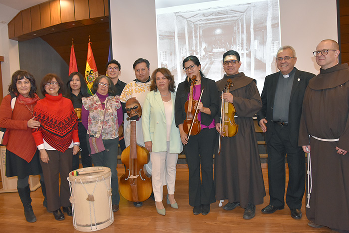 200 AÑOS DE LA PRESENCIA FRANCISCANA EN GUARAYOS Universidad Católica