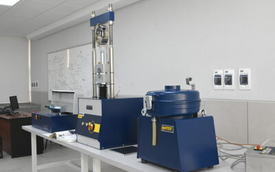 Ingeniería Civil de la U.C.B. adquirió nuevos equipos para las prácticas de pavimento de los estudiantes