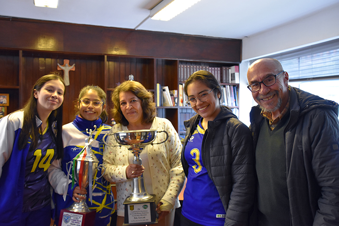 Entrega de trofeos en el Rectorado de Sede