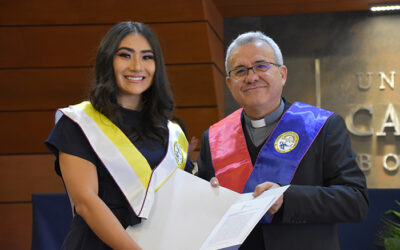 Posesión de la Mgr. Andrea Espinar Saavedra