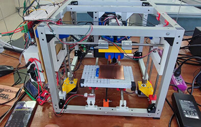 Estudiantes de Ingeniería Mecatrónica presentaron sus proyectos de grado en un Workshop