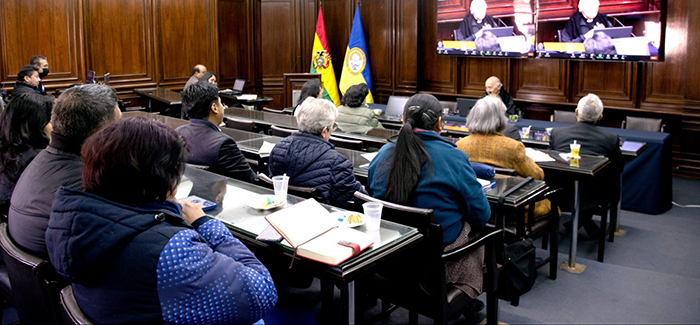 U.C.B. apoya la formación en temas de atención a denuncias sobre abusos de menores en la Iglesia