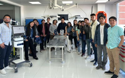 Estudiantes de Ingeniería Biomédica visitan RVC Medical