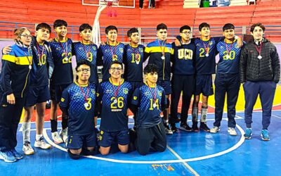 Equipo de voleibol menores de la U.C.B. representará a La Paz