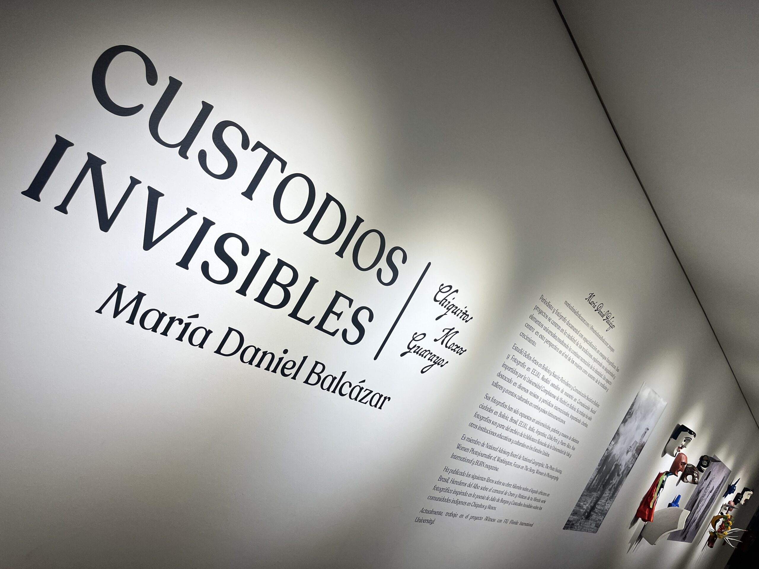 “Custodios invisibles”: un libro fotográfico sobre el universo cultural chiquitano
