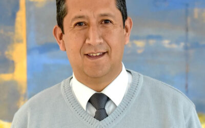 Carrera de Administración Turística aporta investigación y experiencia en libro sobre el turismo mundial