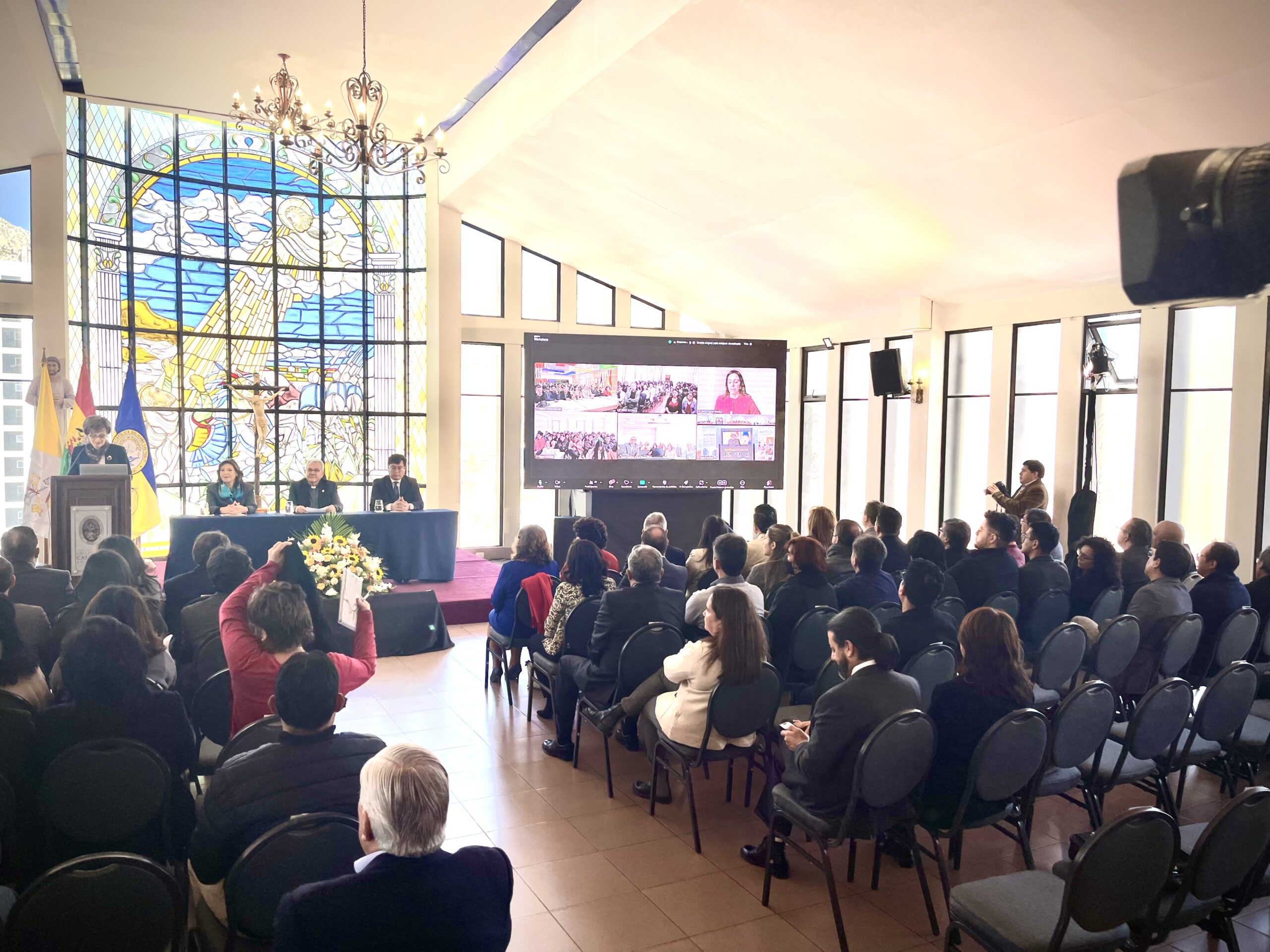 La U.C.B. ingresa en la autopista mundial del conocimiento científico mediante el portal Dialnet Cris