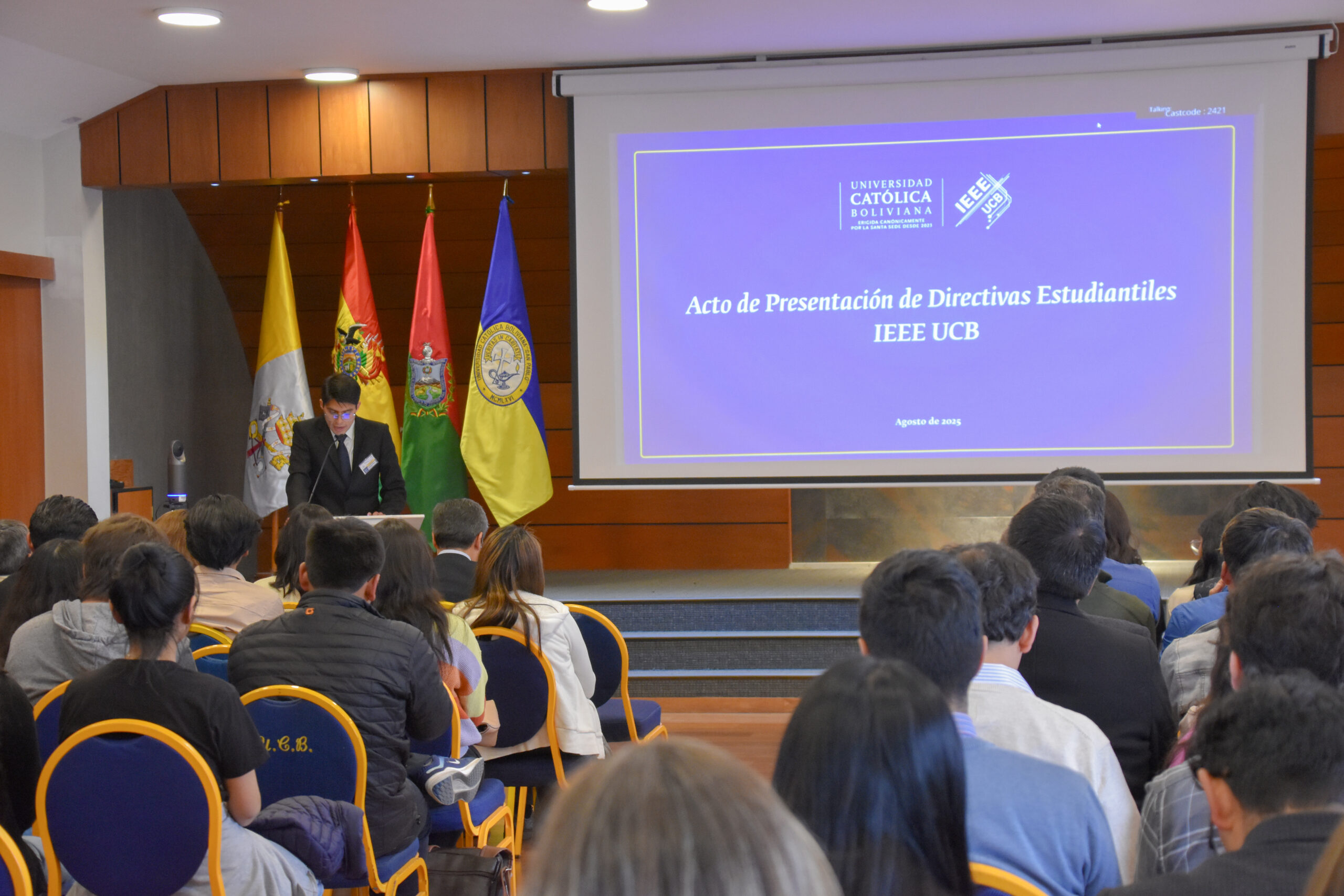 La Rama Estudiantil del Instituto de Ingenieros, una entidad global, organiza sus directivas en la UCB