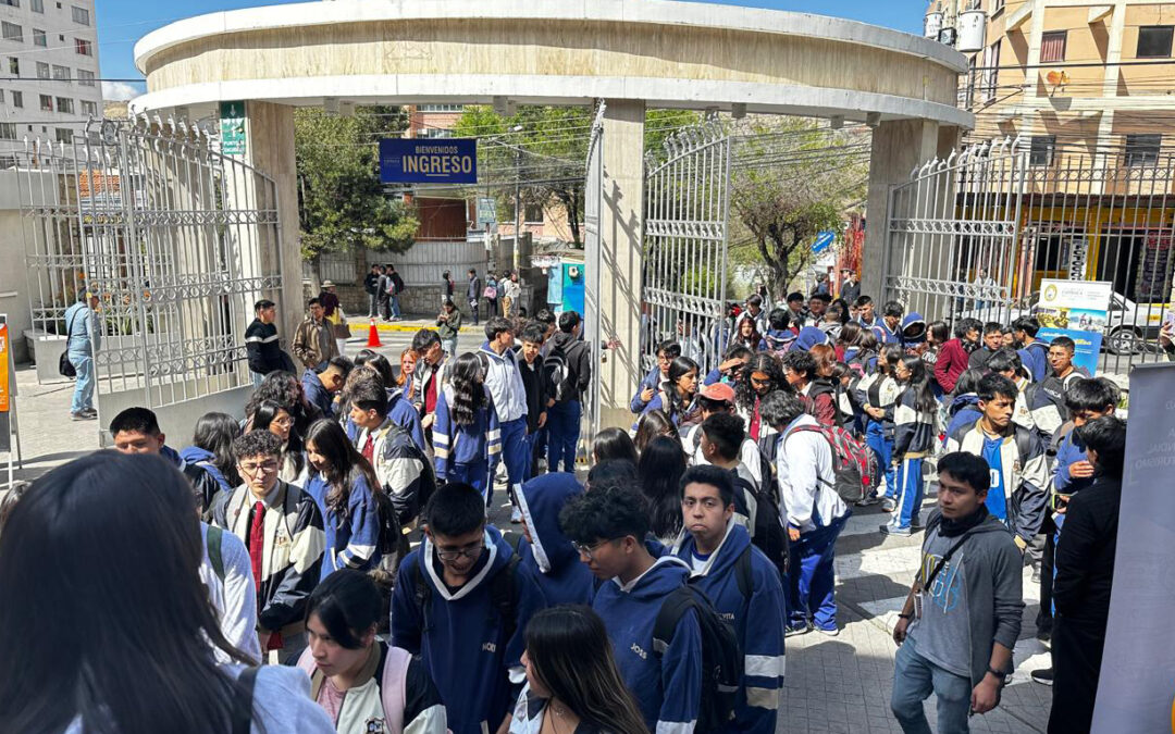 La U.C.B. impulsa el voto por Bolivia como destino emergente más deseable