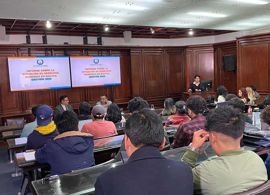 Defensor del Pueblo presenta en la U.C.B. su informe sobre la situación de los derechos humanos en Bolivia