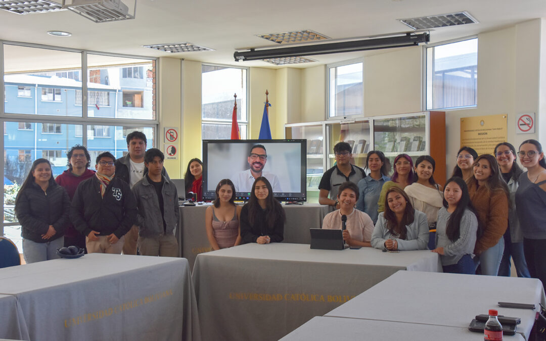 Expertos reflexionan sobre el ejercicio profesional de la psicopedagogía hospitalaria