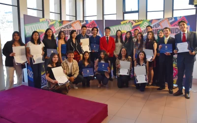 La U.C.B. entrega las becas 1-2025 a la excelencia académica, deporte y cultura y beca bachiller