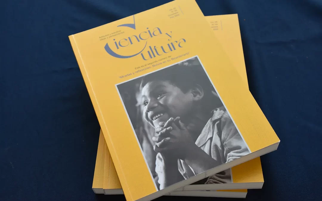 La UCB presentó un nuevo número de la revista Ciencia y Cultura dedicado al Bicentenario de Bolivia