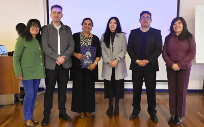 Experta internacional Dra. Jeewika Ranaweera lidera conferencia de IEEE WIE en la U.C.B. sobre el futuro de la ingeniería