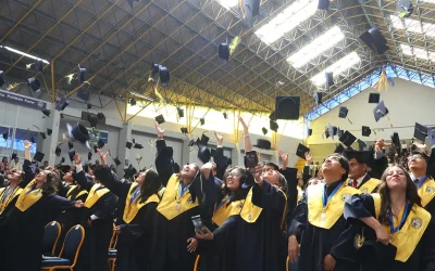 U.C.B. Sede La Paz celebra la graduación de nuevos profesionales con emotivas ceremonias