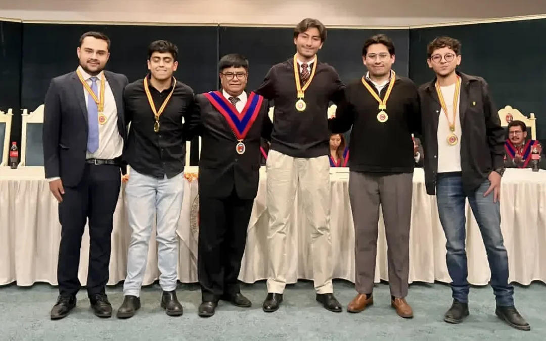 Derecho U.C.B. conquista dos medallas de oro en las Olimpiadas Jurídicas Interuniversitarias 2026